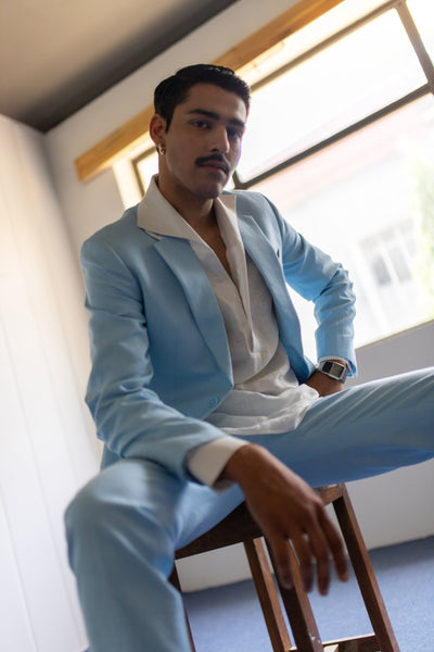 WHISPY BLUE SINGLE BREASTED SUIT